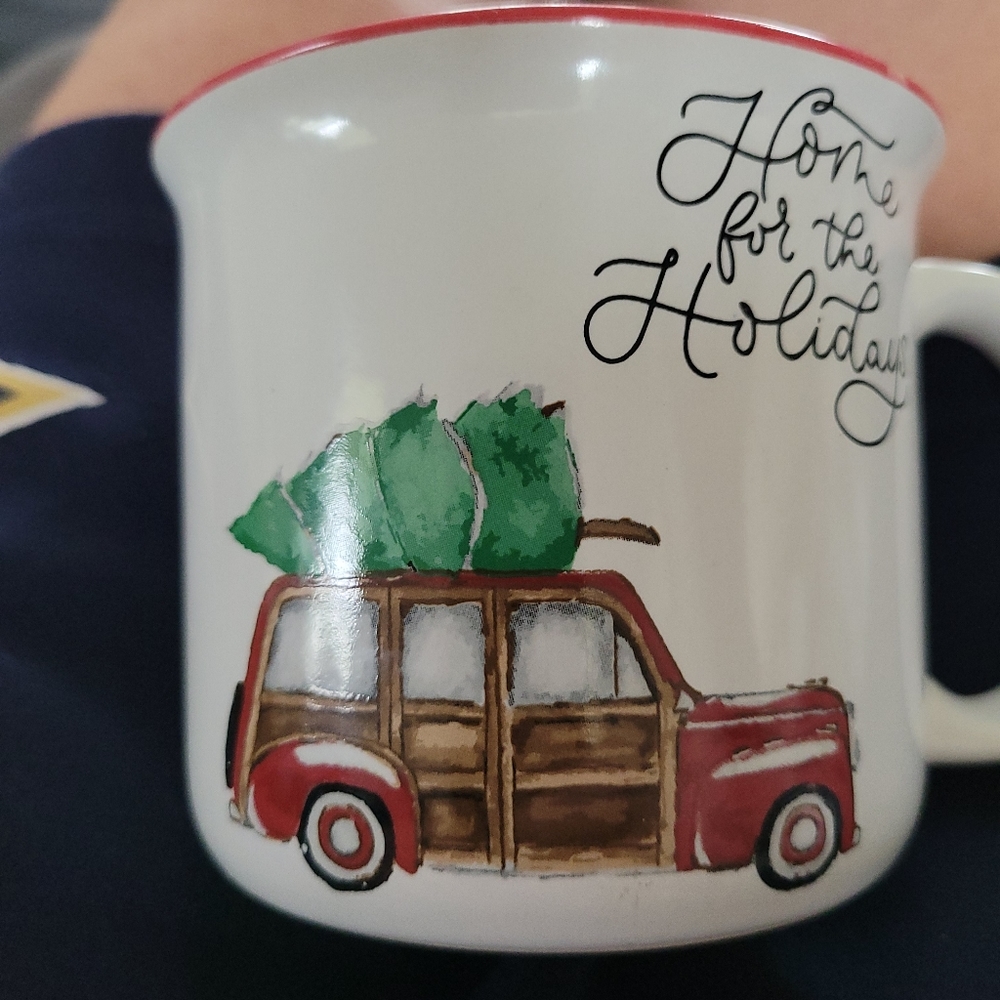 Simply Girls Home Accessories Holiday Mug. "Home For The Holidays".